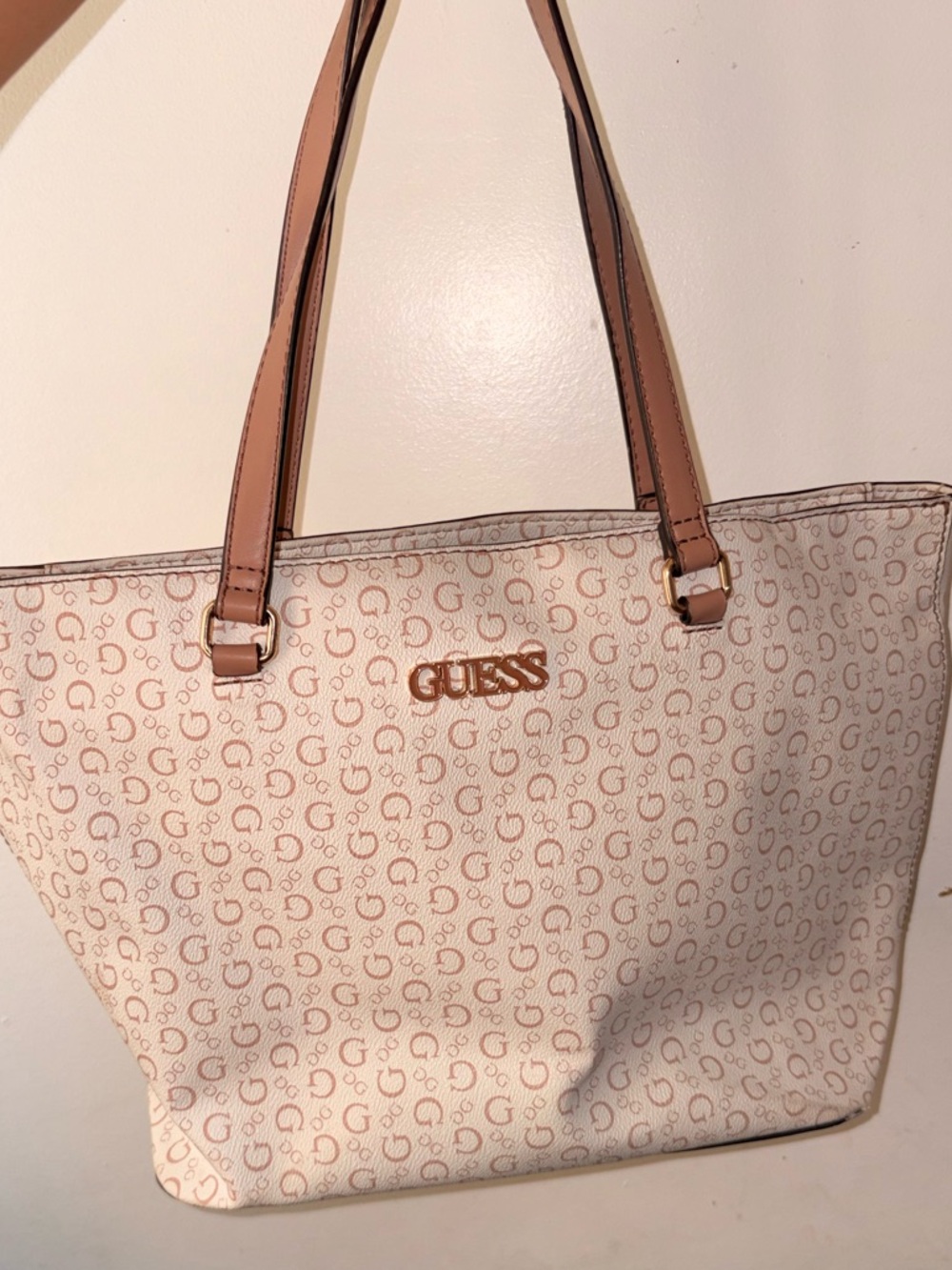 Guess Cream Logo-Print Tote